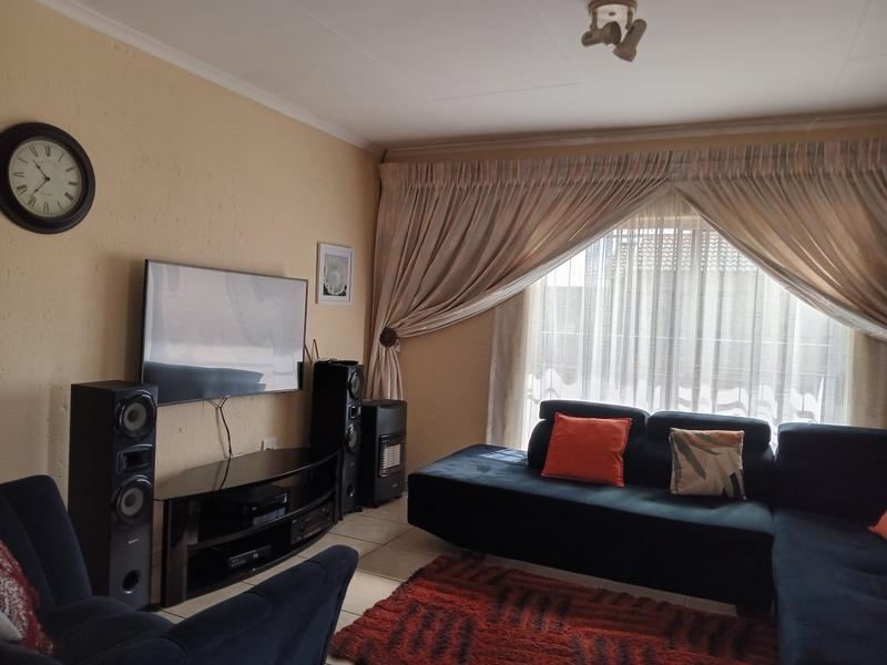 3 Bedroom Property for Sale in Greenhills Gauteng