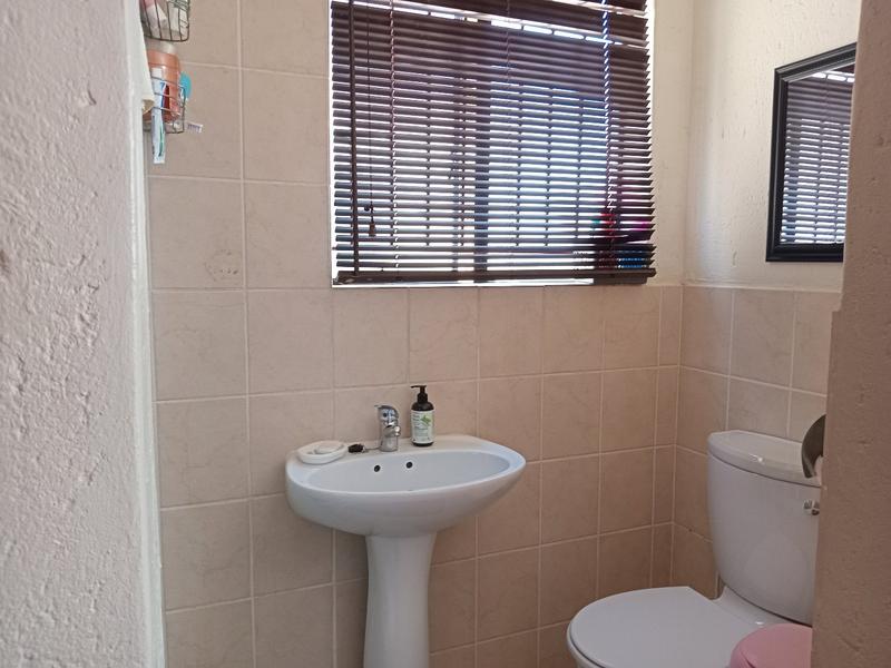 3 Bedroom Property for Sale in Greenhills Gauteng