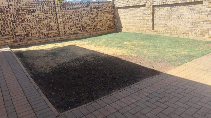 3 Bedroom Property for Sale in Greenhills Gauteng