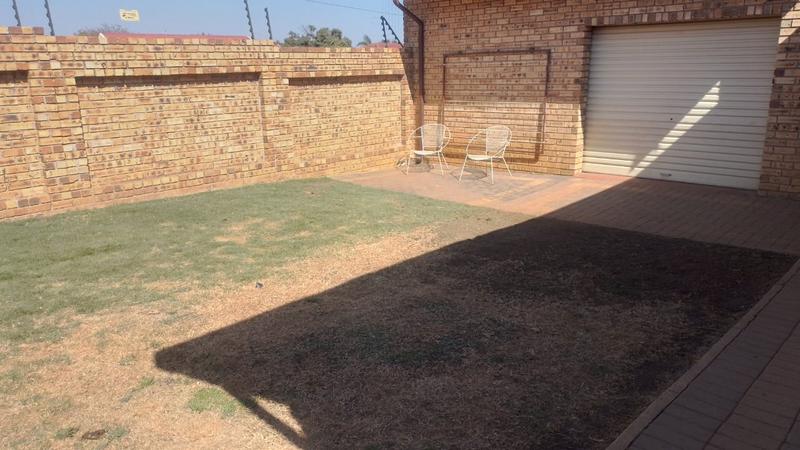 3 Bedroom Property for Sale in Greenhills Gauteng