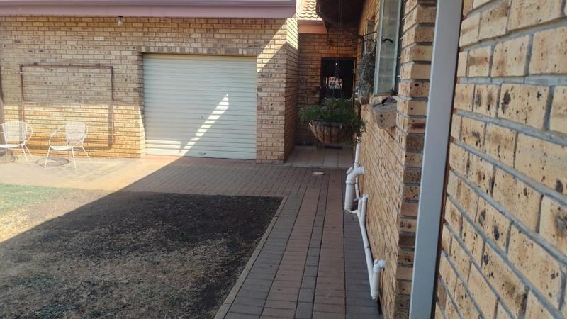 3 Bedroom Property for Sale in Greenhills Gauteng