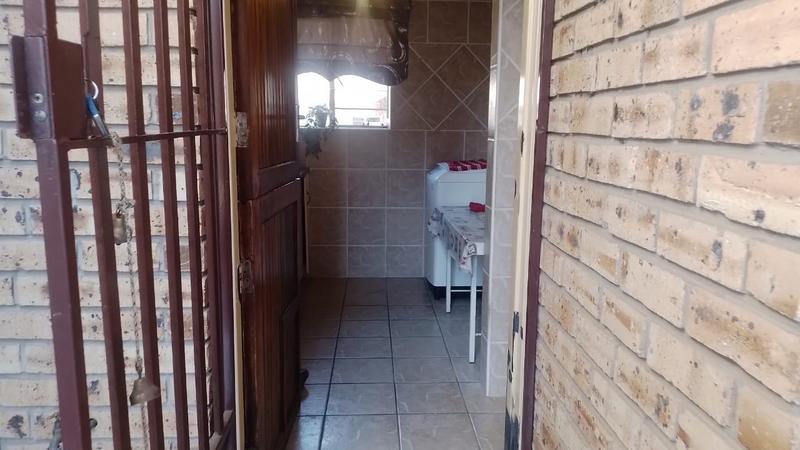 3 Bedroom Property for Sale in Greenhills Gauteng