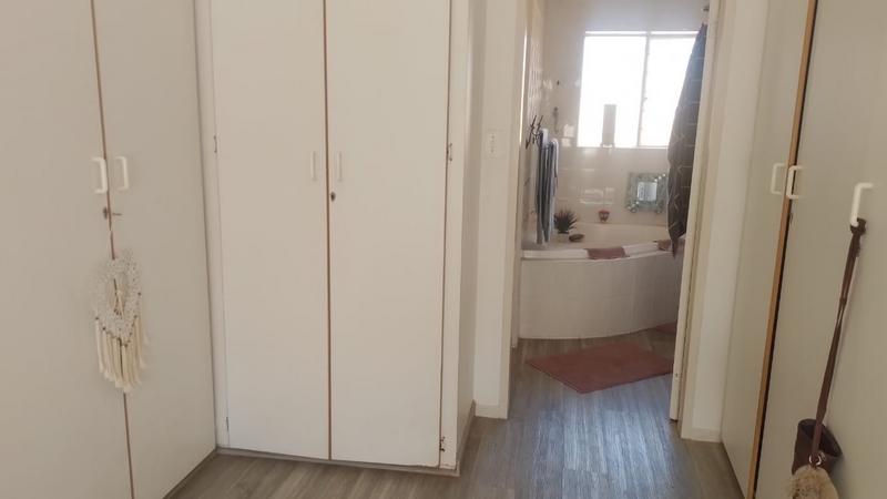 3 Bedroom Property for Sale in Greenhills Gauteng