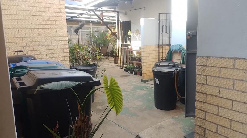 3 Bedroom Property for Sale in Greenhills Gauteng