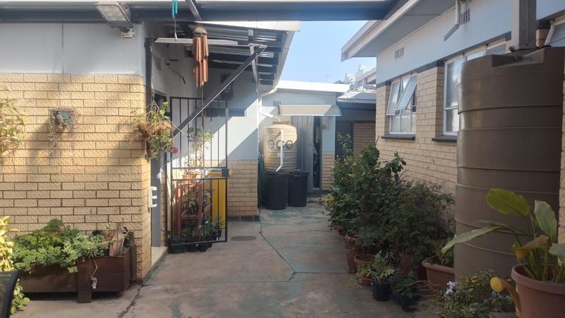 3 Bedroom Property for Sale in Greenhills Gauteng
