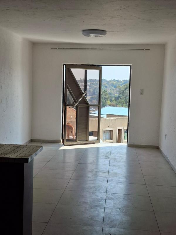To Let 2 Bedroom Property for Rent in Naturena Gauteng