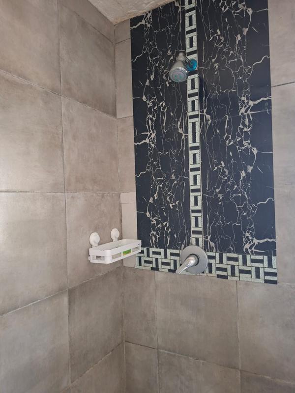 To Let 2 Bedroom Property for Rent in Naturena Gauteng