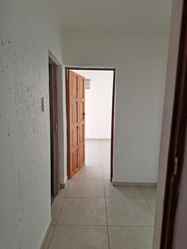To Let 2 Bedroom Property for Rent in Naturena Gauteng