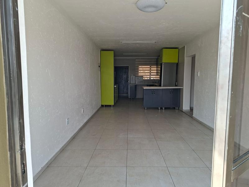 To Let 2 Bedroom Property for Rent in Naturena Gauteng