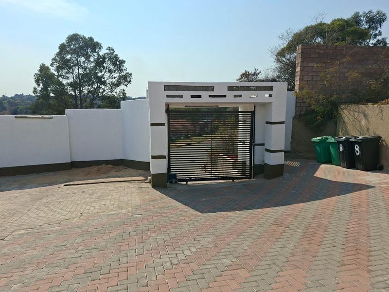 To Let 2 Bedroom Property for Rent in Naturena Gauteng