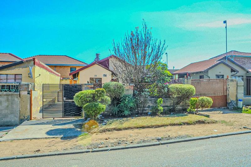 2 Bedroom Property for Sale in Birch Acres Gauteng