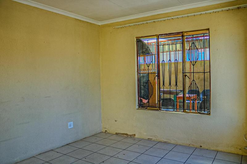 2 Bedroom Property for Sale in Birch Acres Gauteng