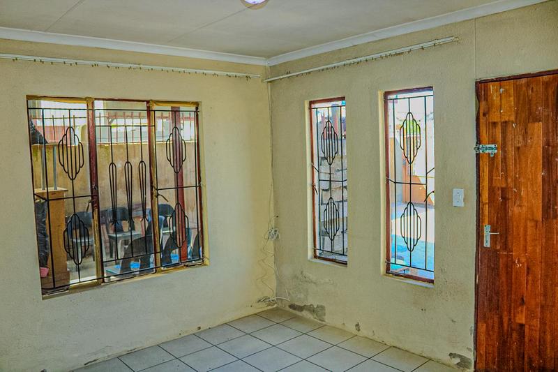 2 Bedroom Property for Sale in Birch Acres Gauteng
