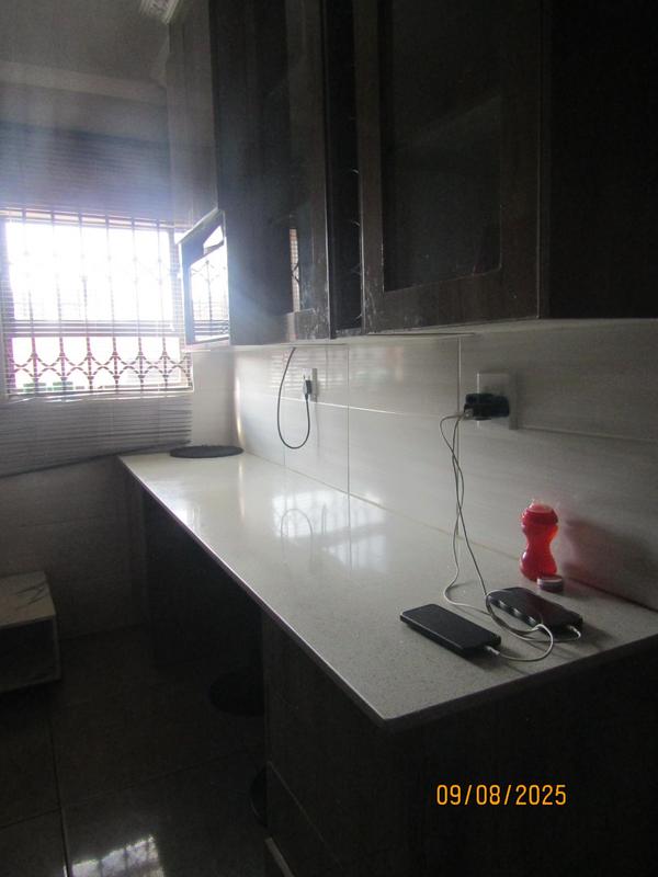 5 Bedroom Property for Sale in Vosloorus Gauteng