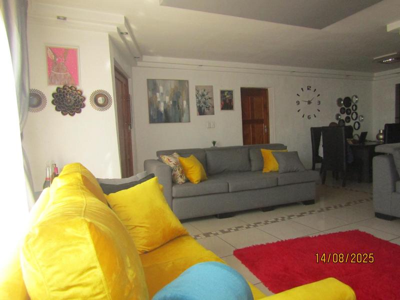 4 Bedroom Property for Sale in Vosloorus Gauteng