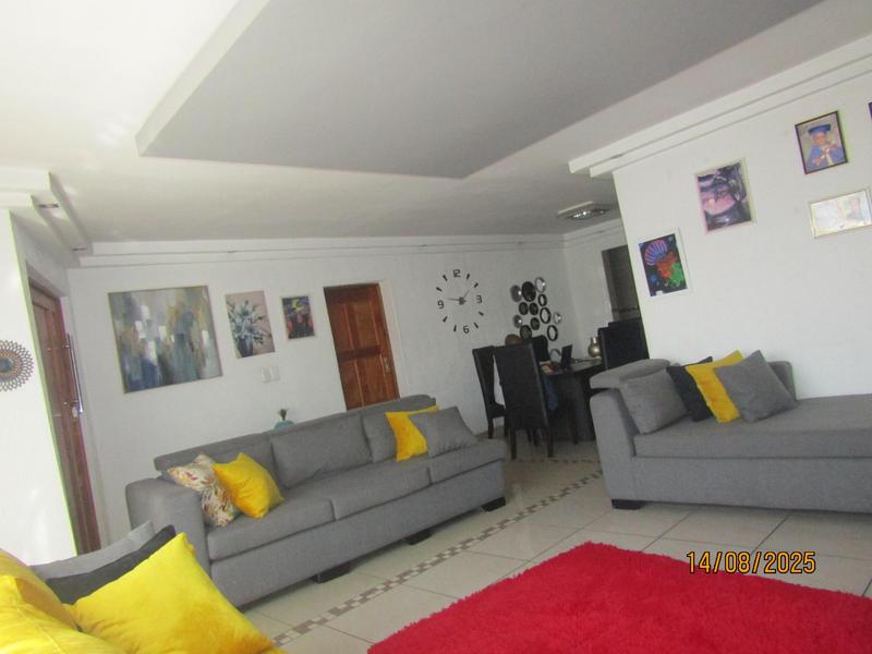 4 Bedroom Property for Sale in Vosloorus Gauteng