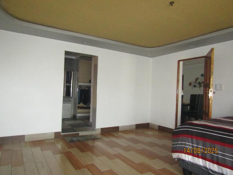 4 Bedroom Property for Sale in Vosloorus Gauteng
