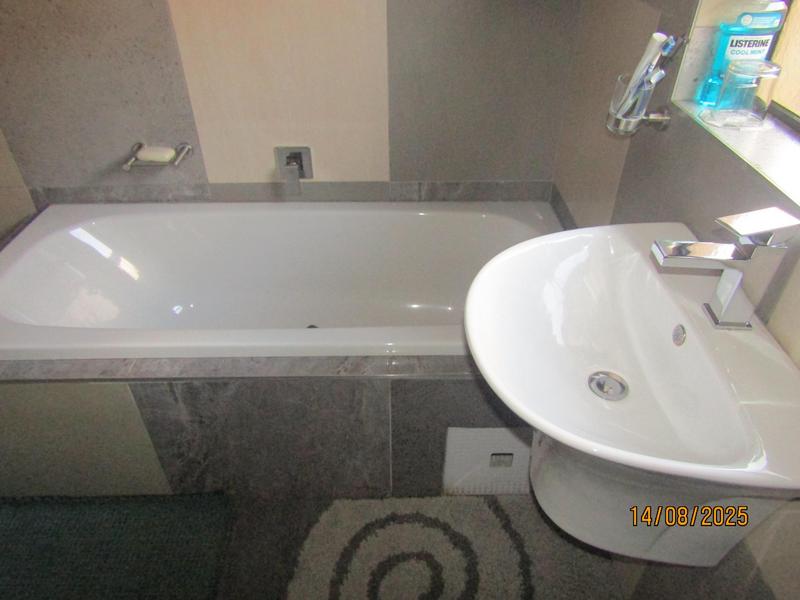 4 Bedroom Property for Sale in Vosloorus Gauteng