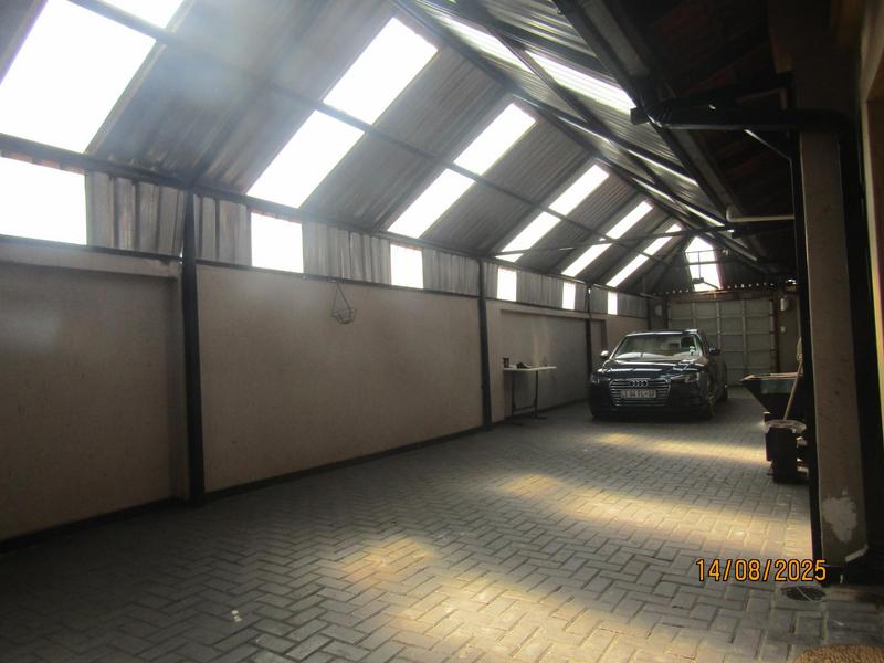 4 Bedroom Property for Sale in Vosloorus Gauteng