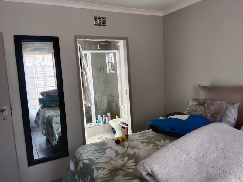 To Let 3 Bedroom Property for Rent in Sky City Gauteng