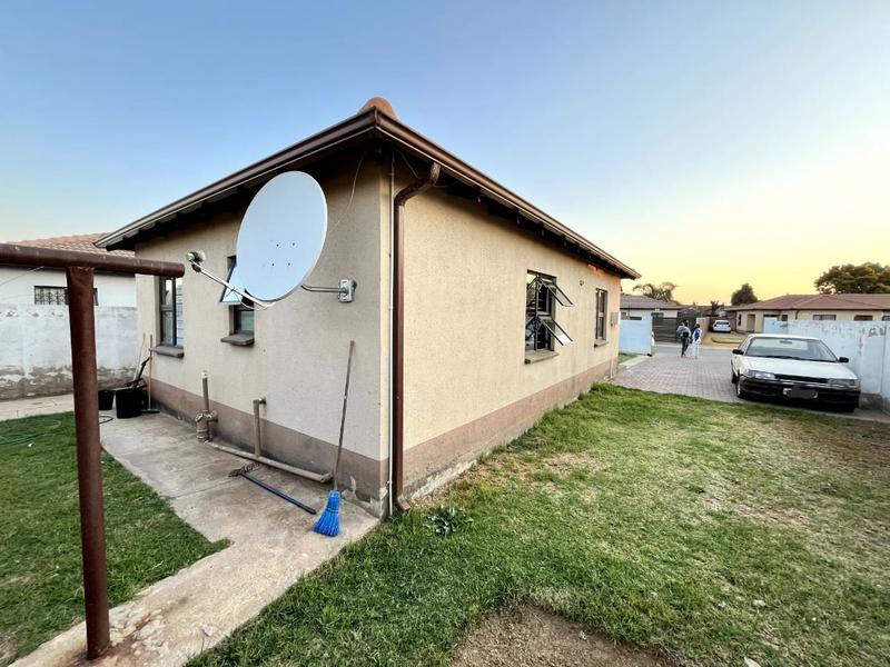 3 Bedroom Property for Sale in Klippoortjie Gauteng