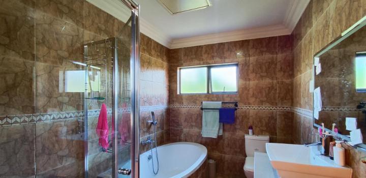 5 Bedroom Property for Sale in Parkhaven Gauteng