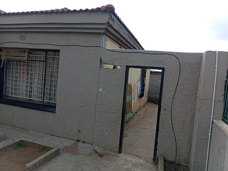 11 Bedroom Property for Sale in Kenilworth Gauteng