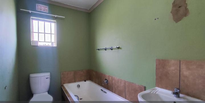 3 Bedroom Property for Sale in Sky City Gauteng
