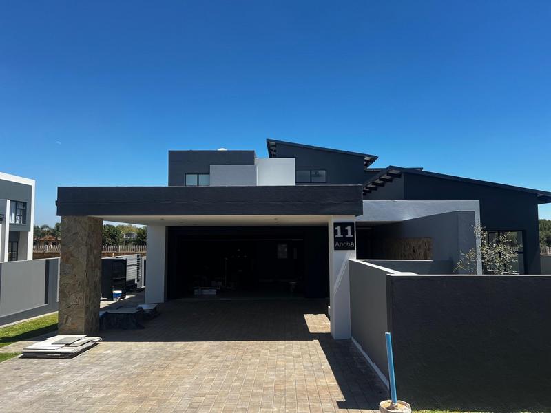 4 Bedroom Property for Sale in Midstream Estate Gauteng