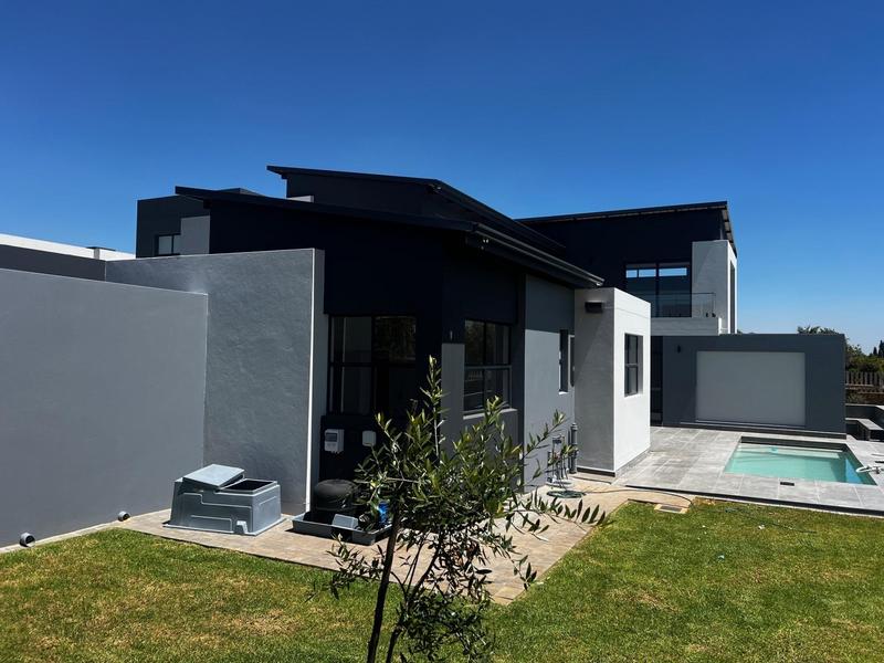 4 Bedroom Property for Sale in Midstream Estate Gauteng