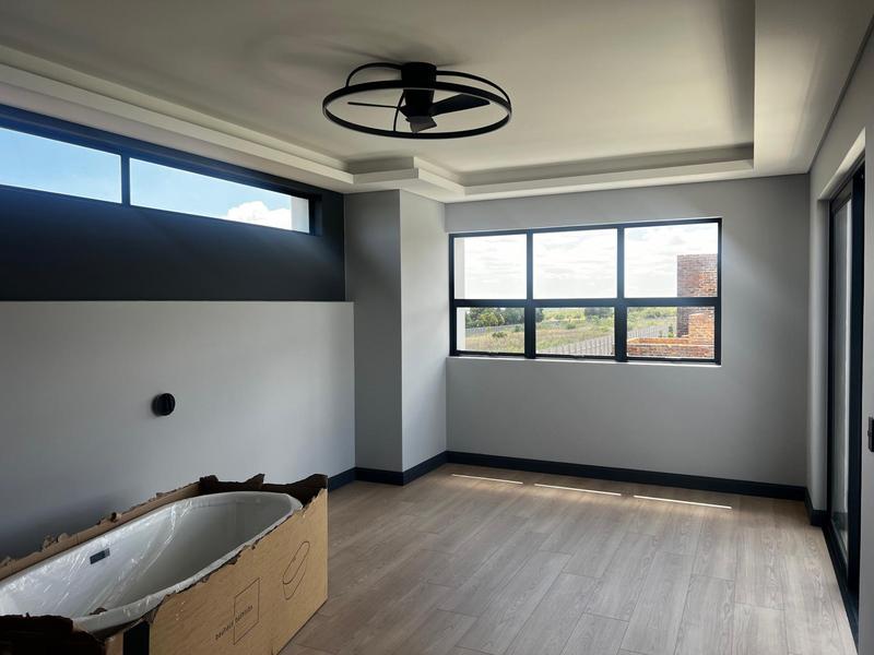 4 Bedroom Property for Sale in Midstream Estate Gauteng