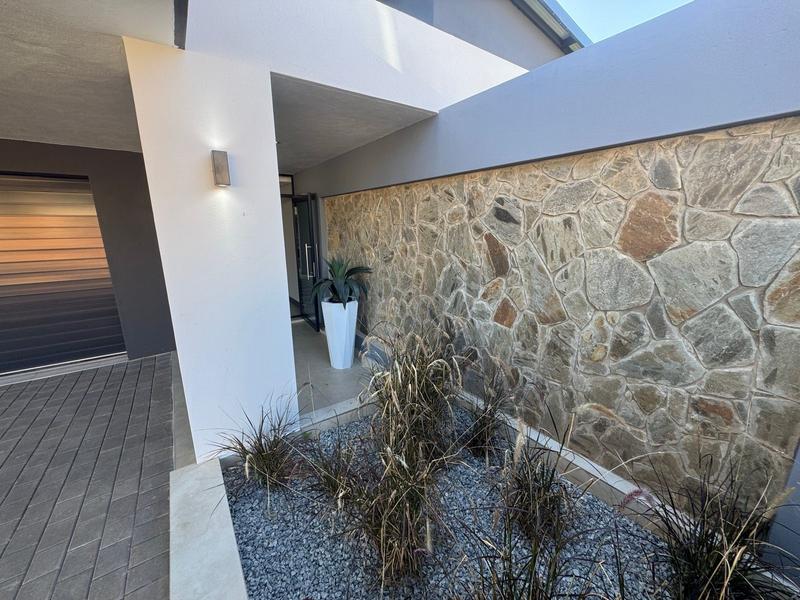 4 Bedroom Property for Sale in Midstream Estate Gauteng