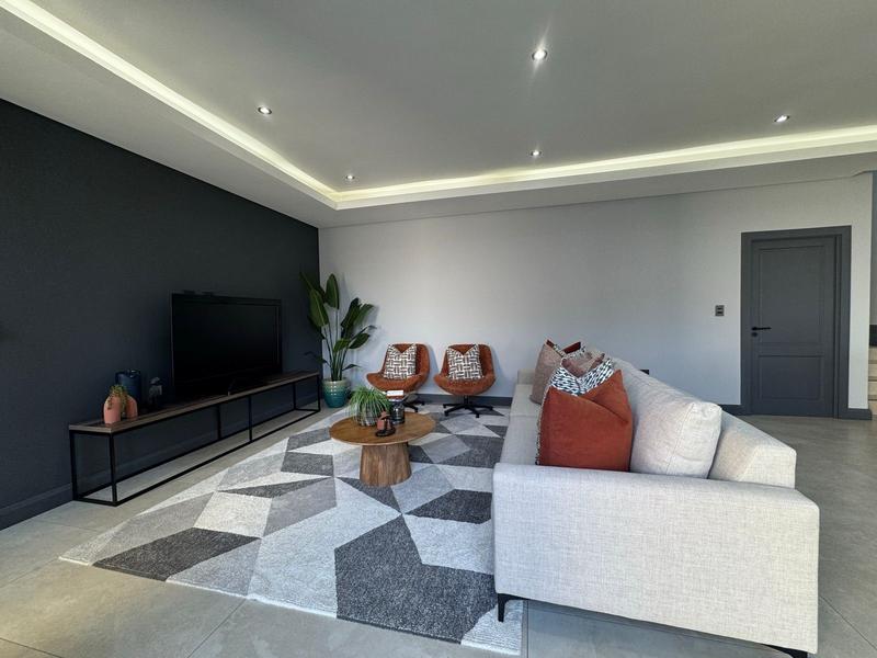 4 Bedroom Property for Sale in Midstream Estate Gauteng
