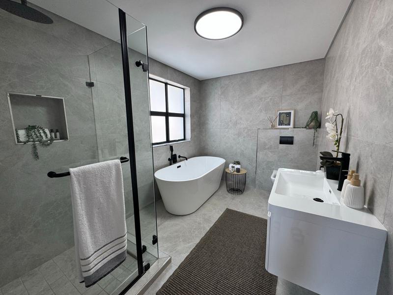 4 Bedroom Property for Sale in Midstream Estate Gauteng