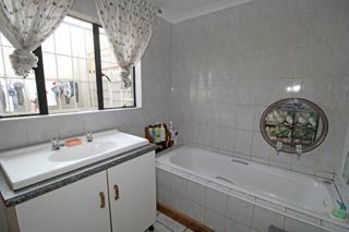 6 Bedroom Property for Sale in Primrose Gauteng