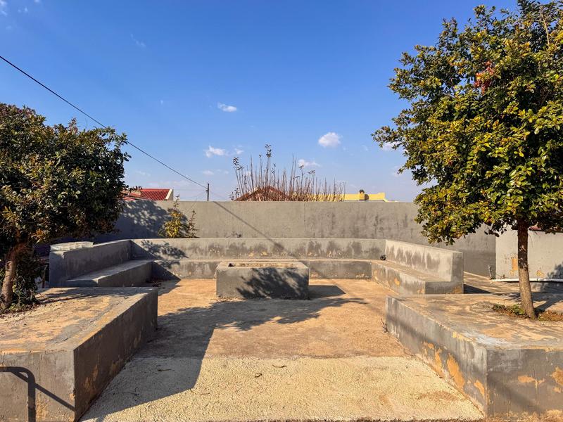4 Bedroom Property for Sale in Kagiso Gauteng