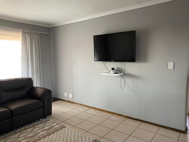 2 Bedroom Property for Sale in Parkrand Gauteng