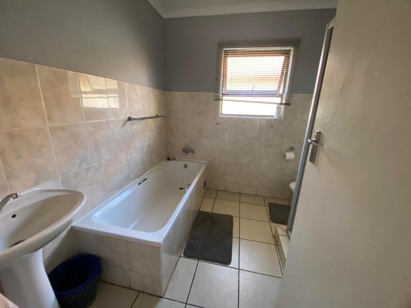 2 Bedroom Property for Sale in Parkrand Gauteng