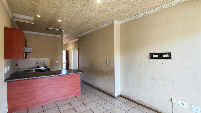 2 Bedroom Property for Sale in Comet Gauteng