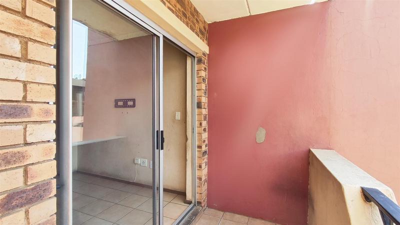 2 Bedroom Property for Sale in Comet Gauteng