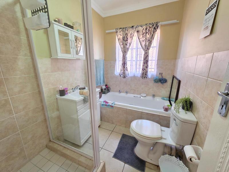 2 Bedroom Property for Sale in Meyerton Central Gauteng