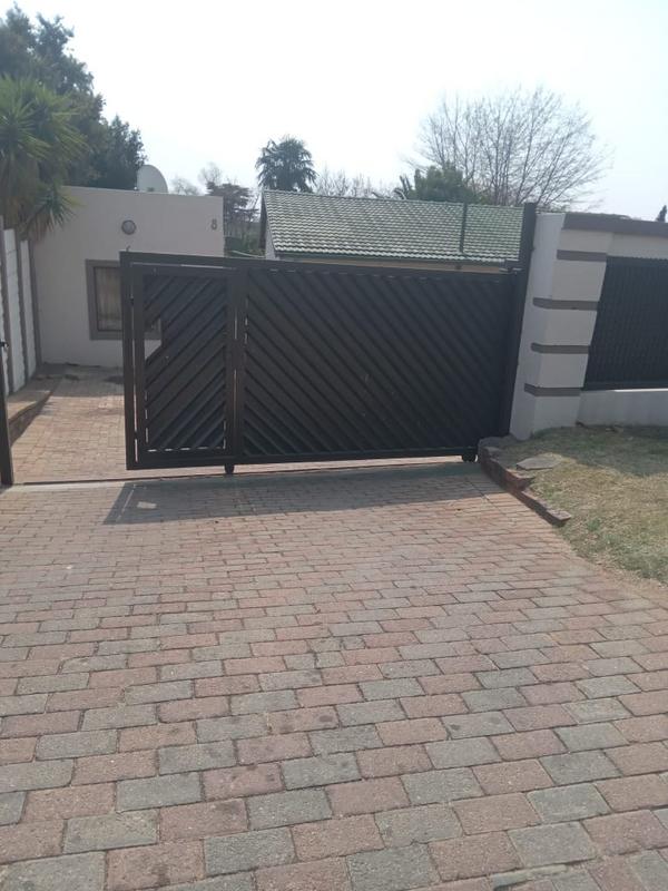 3 Bedroom Property for Sale in Birch Acres Gauteng