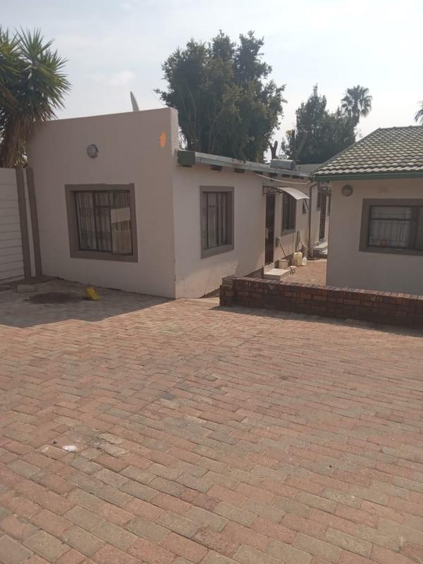 3 Bedroom Property for Sale in Birch Acres Gauteng