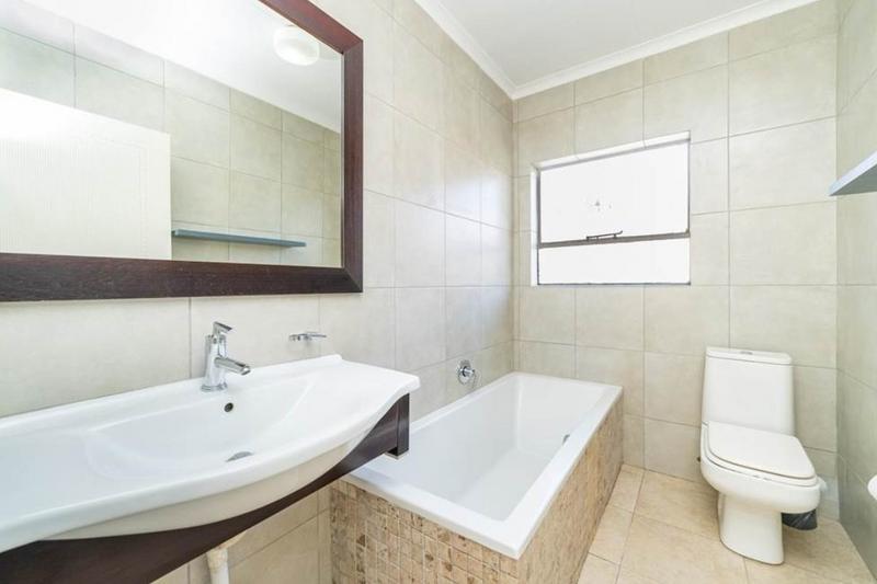 3 Bedroom Property for Sale in Bedfordview Gauteng