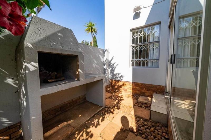 3 Bedroom Property for Sale in Bedfordview Gauteng