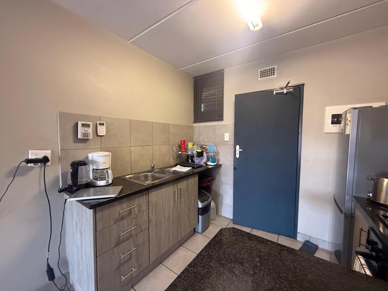 2 Bedroom Property for Sale in La Montagne Gauteng