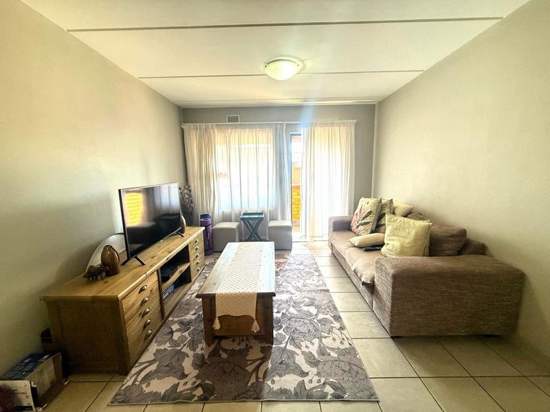 2 Bedroom Property for Sale in La Montagne Gauteng