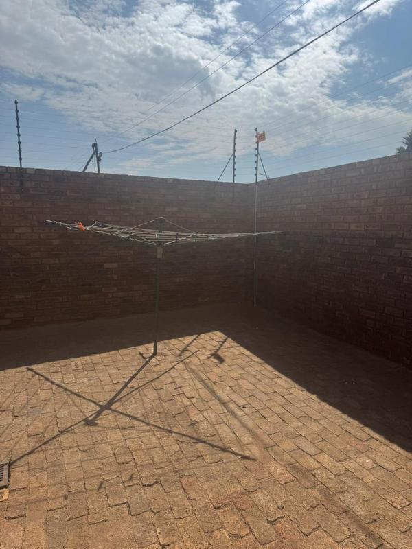 To Let 3 Bedroom Property for Rent in Rabie Ridge Gauteng