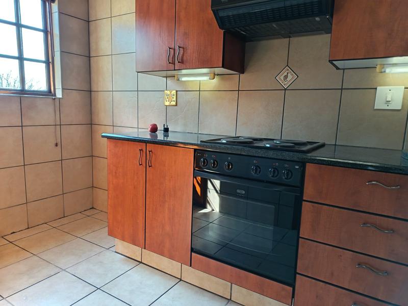 To Let 1 Bedroom Property for Rent in Bedfordview Gauteng