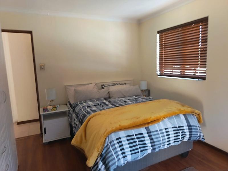 To Let 1 Bedroom Property for Rent in Bedfordview Gauteng